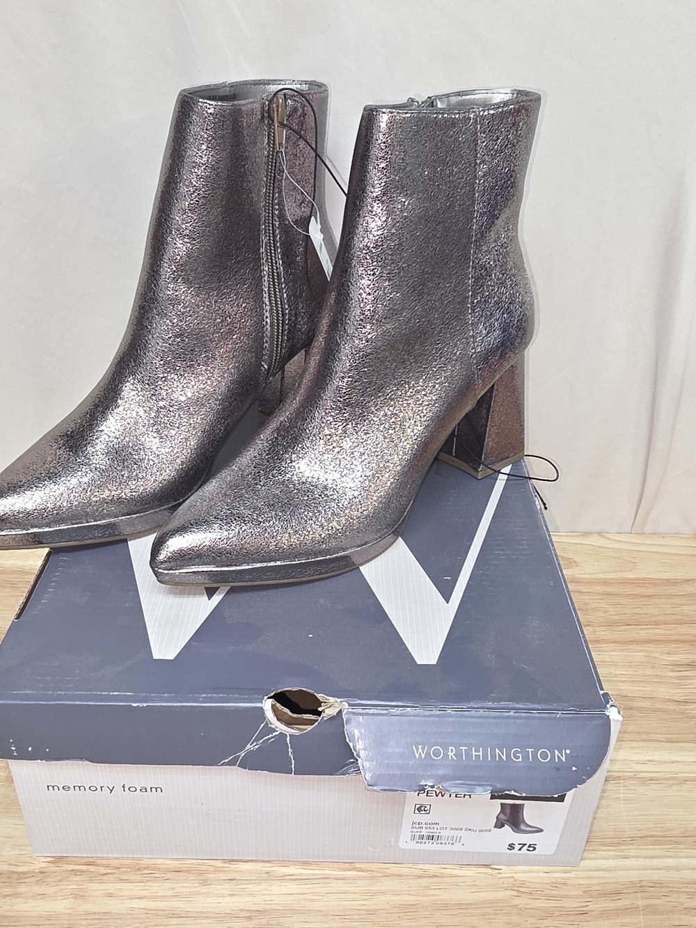 Worthington Pewter Metallic Pointed Toe Ankle Boots 7 M New